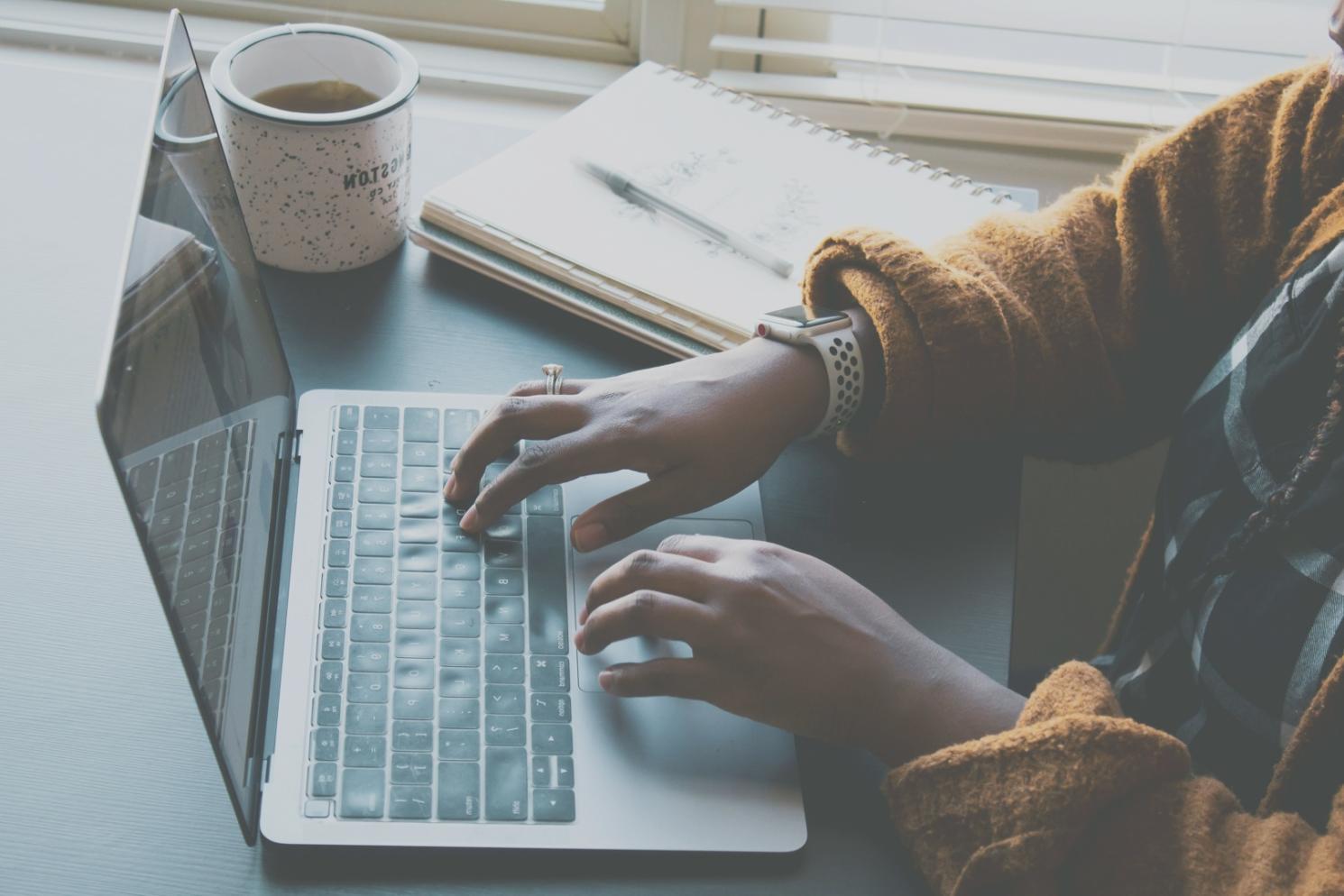 Environnement d'apprentissage personnalisé avec outils pédagogiques adaptés