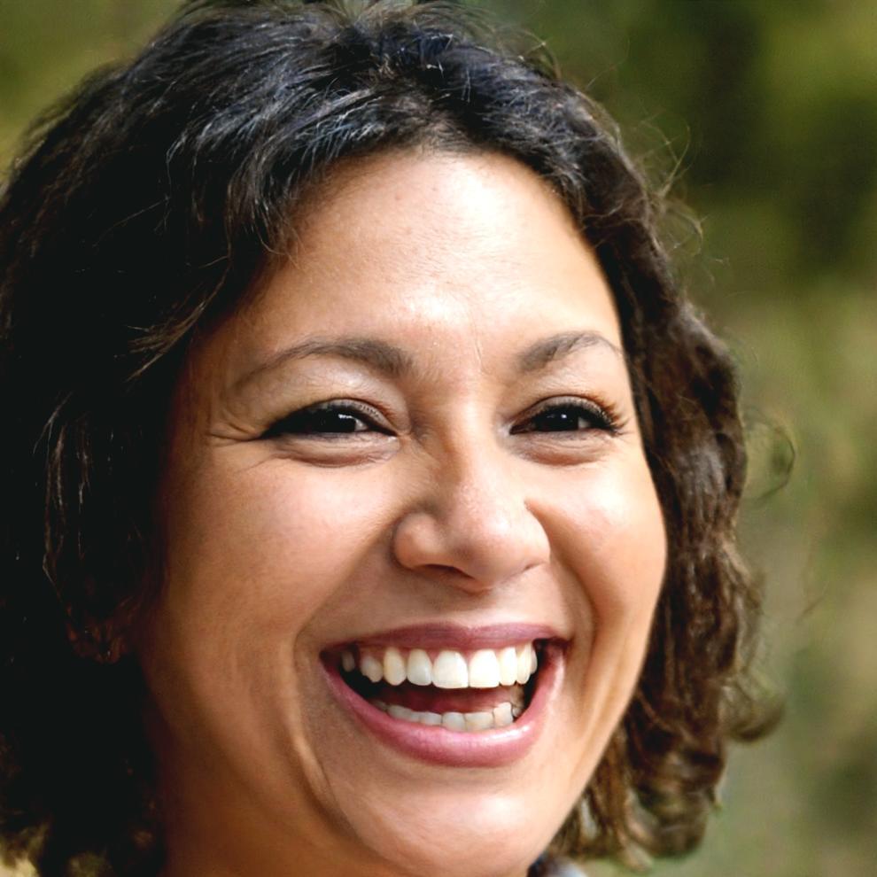 Portrait d'Élise Kowalski, formatrice experte en gestion de patrimoine